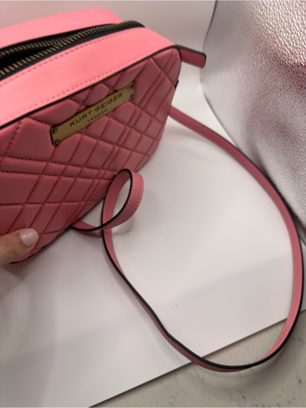 Kurt Geiger Pink Quilted Camera Crossbody with Gold Plaque - Picture 6 of 8
